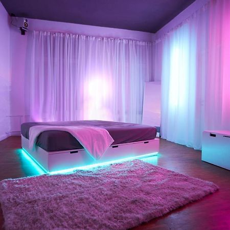 Huge Apartment With Home Cinema And Kitchen In Friedrichshain Berlin Extérieur photo